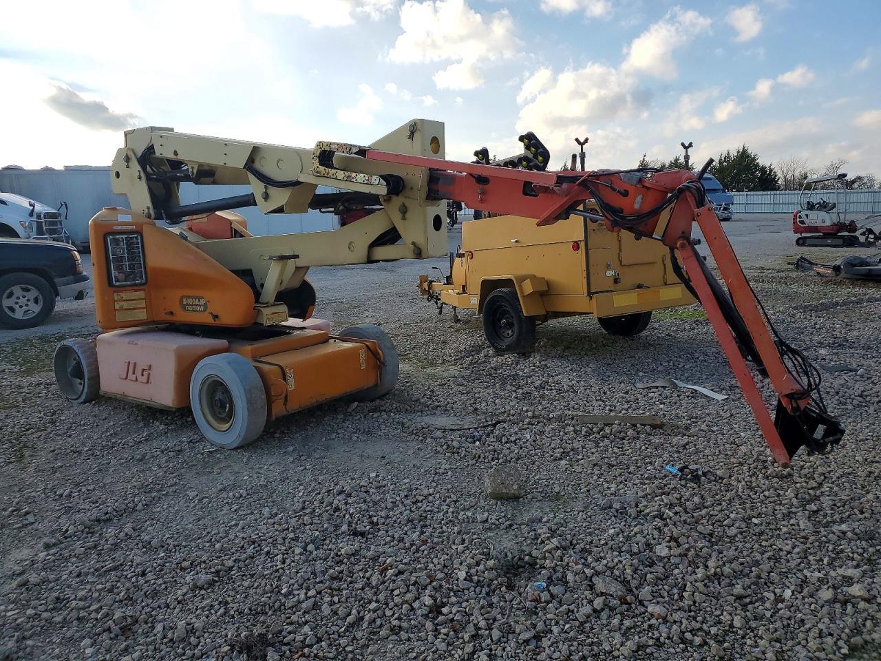 2001 JLG E400ajp Boom Lift