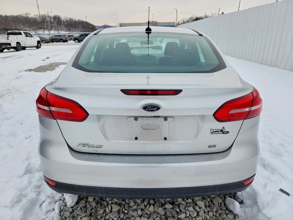 2017 Ford Focus se