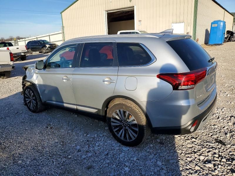 2020 Mitsubishi Outlander se
