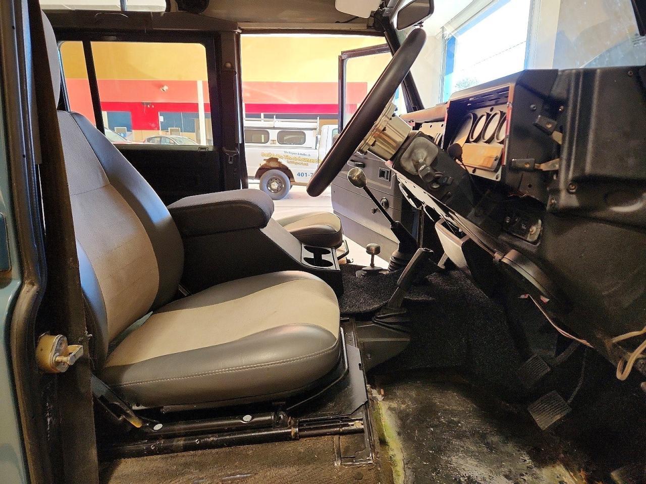1993 Land Rover Defender