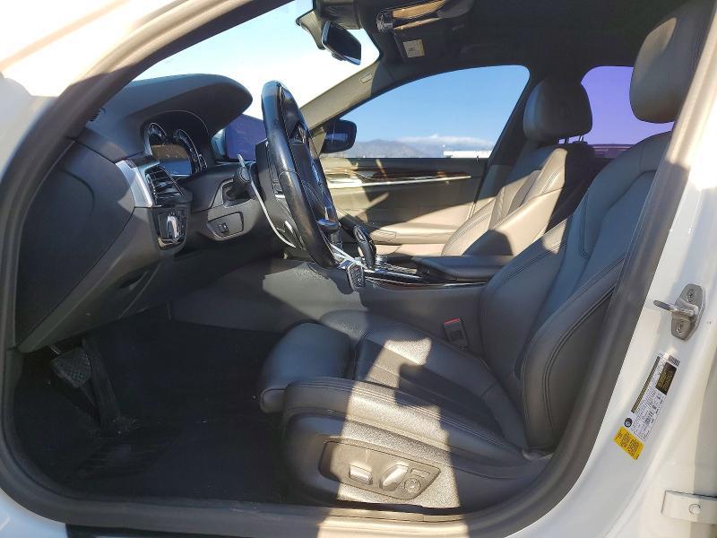 2019 BMW 530 i