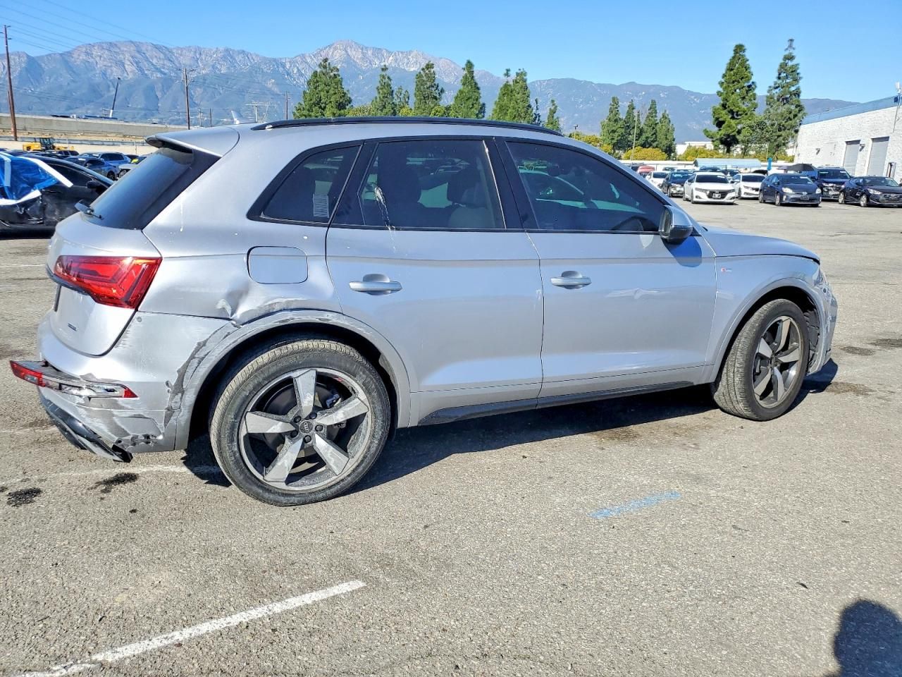 2022 Audi Q5 Premium Plus 45