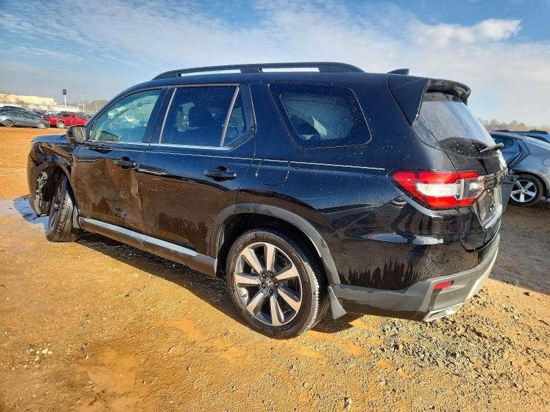 2023 Honda Pilot Touring