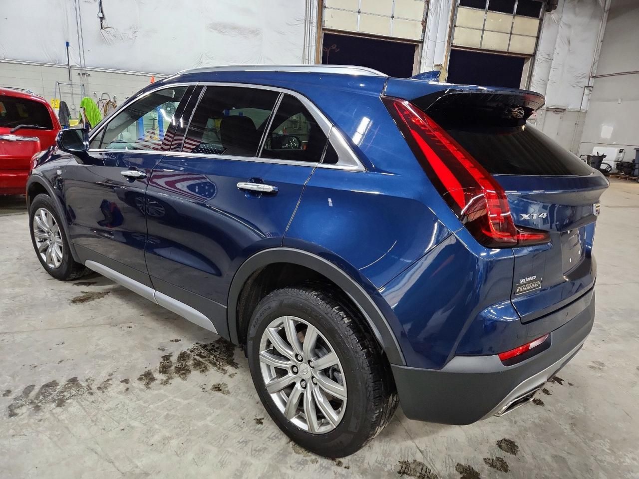 2021 Cadillac XT4 Premium Luxury