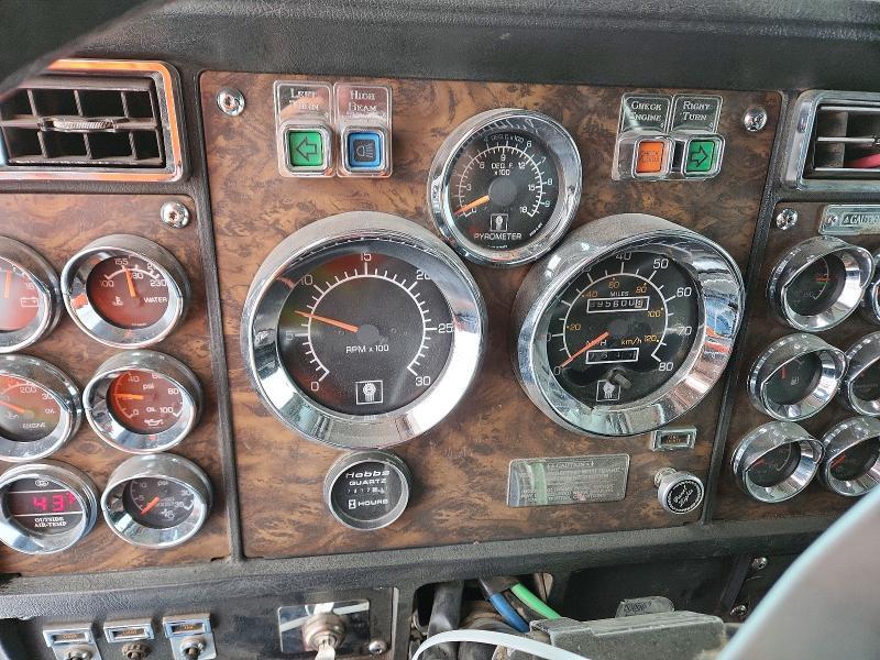 1995 Kenworth T600 Semi Truck