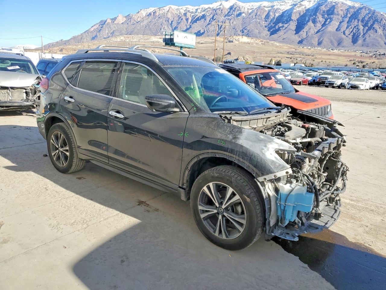 2020 Nissan Rogue s
