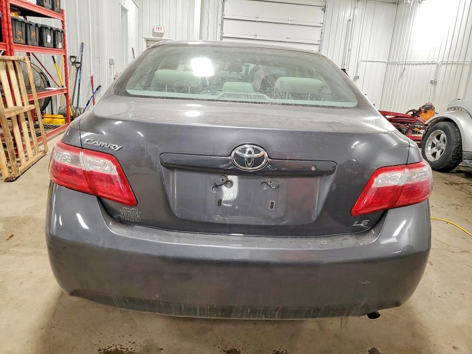 2009 Toyota Camry le