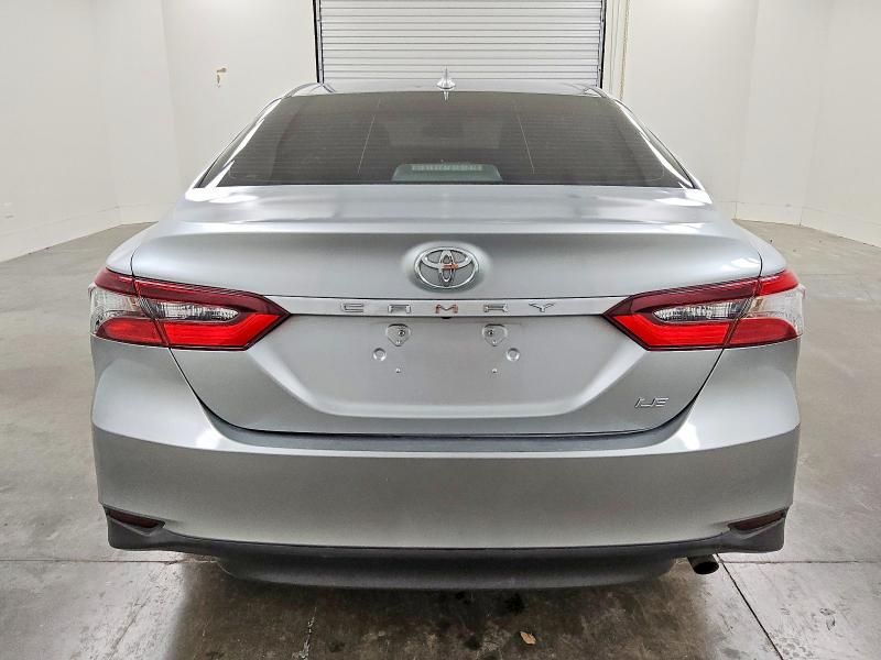 2021 Toyota Camry le
