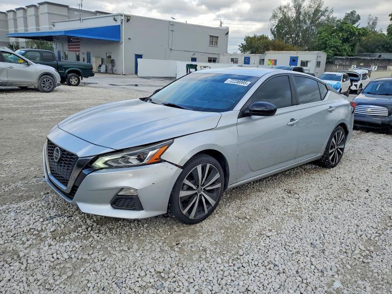 2021 Nissan Altima sr