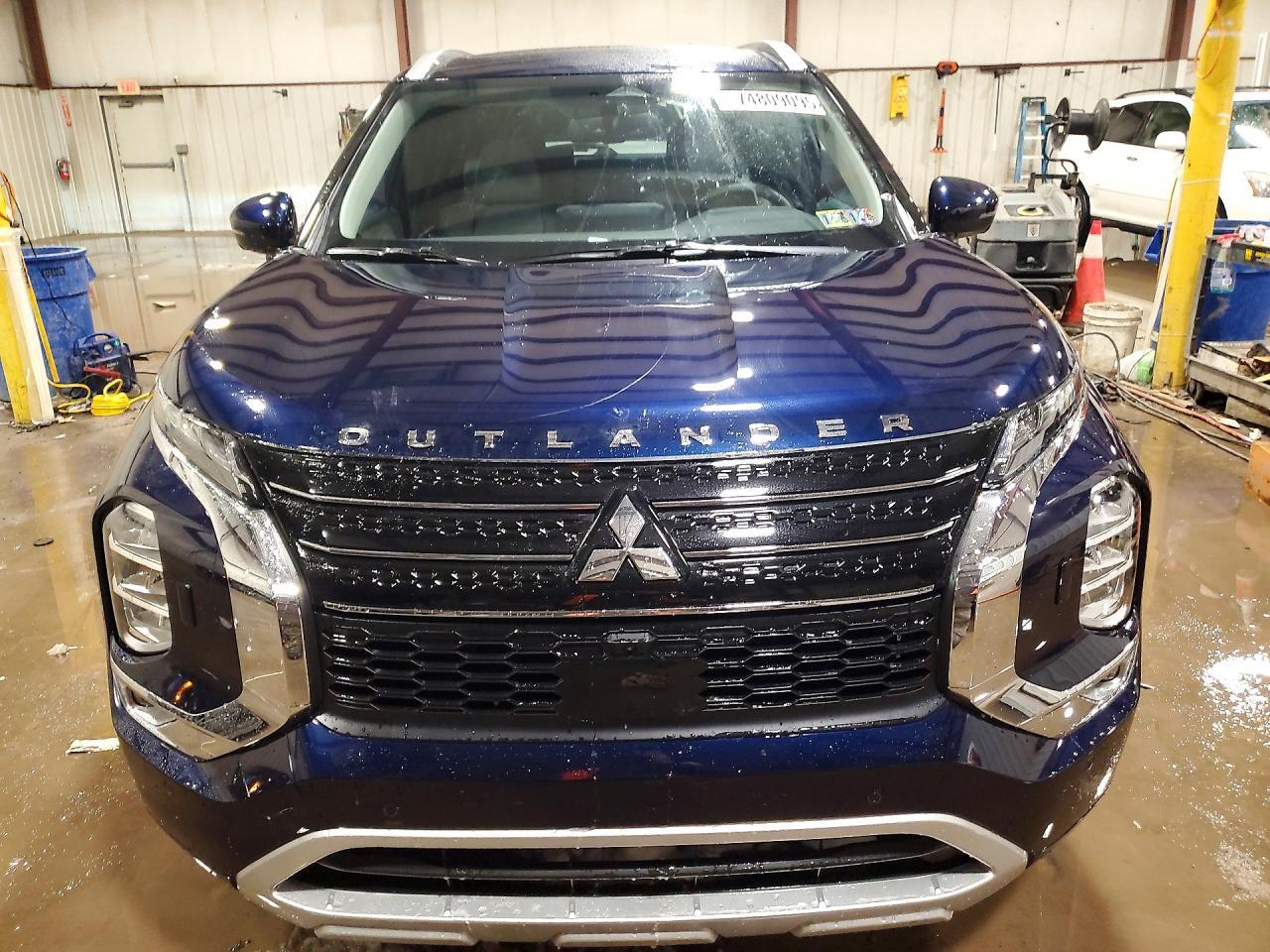 2025 Mitsubishi Outlander sel