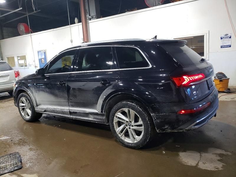 2020 Audi Q7 Premium Plus