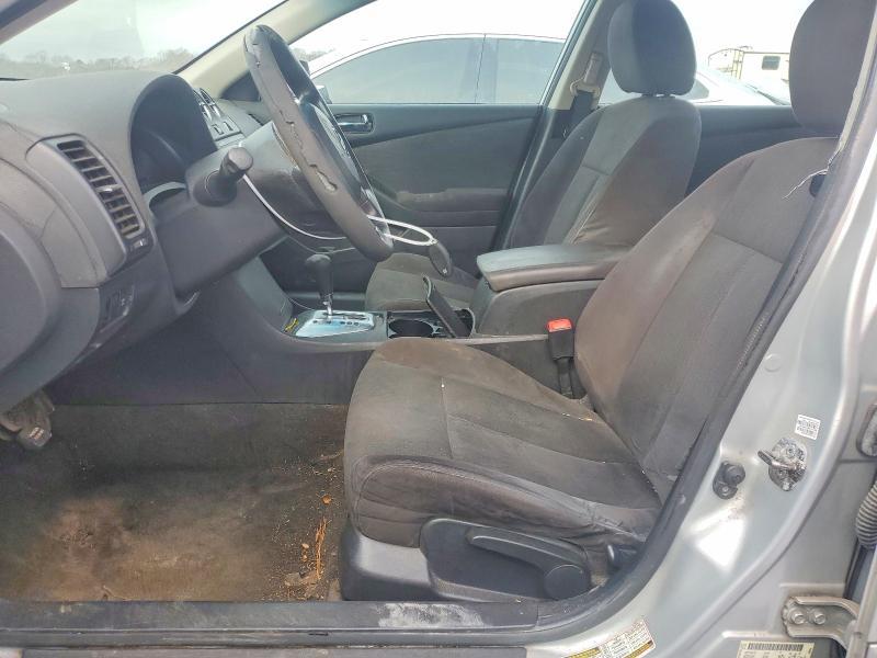 2010 Nissan Altima Base