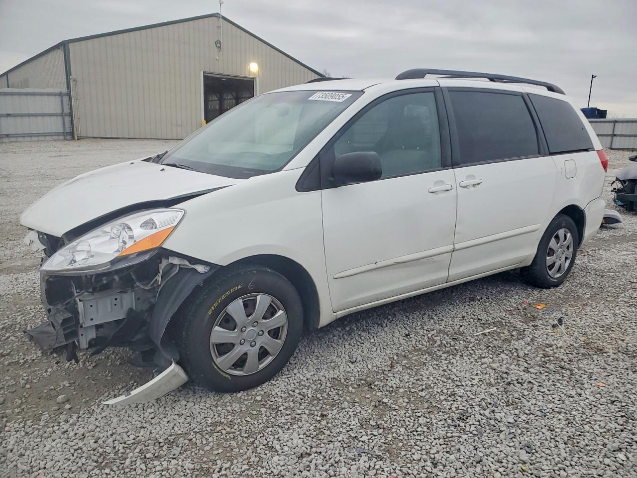 2010 Toyota Sienna ce