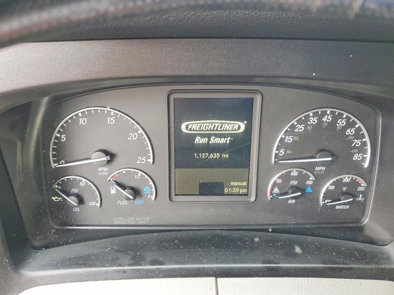 2019 Freightliner Cascadia 126 Semi Truck