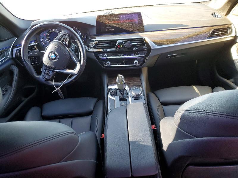 2019 BMW 530 i