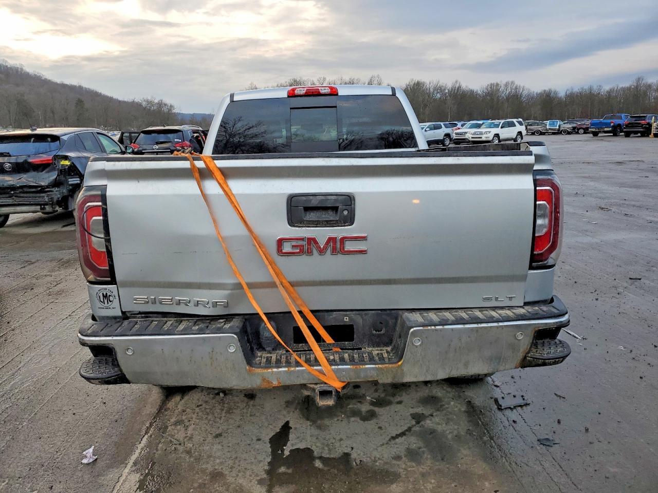 2018 GMC Sierra K1500 slt