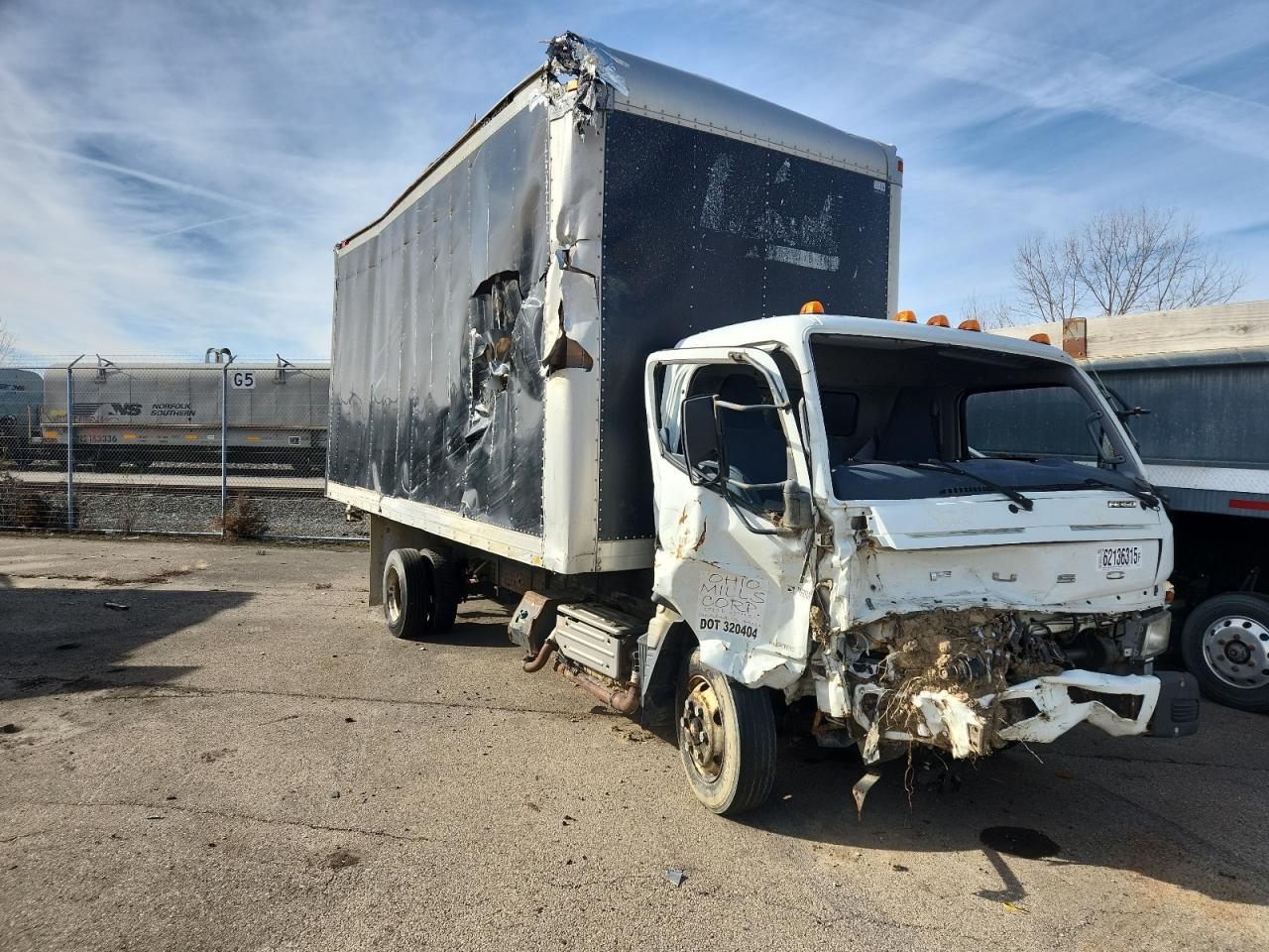 2013 Mitsubishi FE140