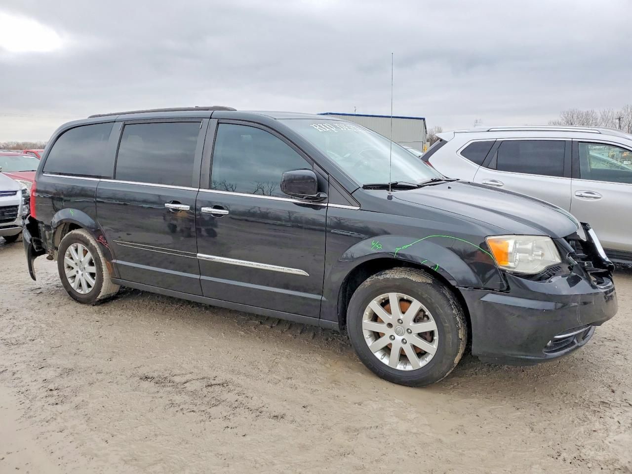 2014 Chrysler Town & Country Touring