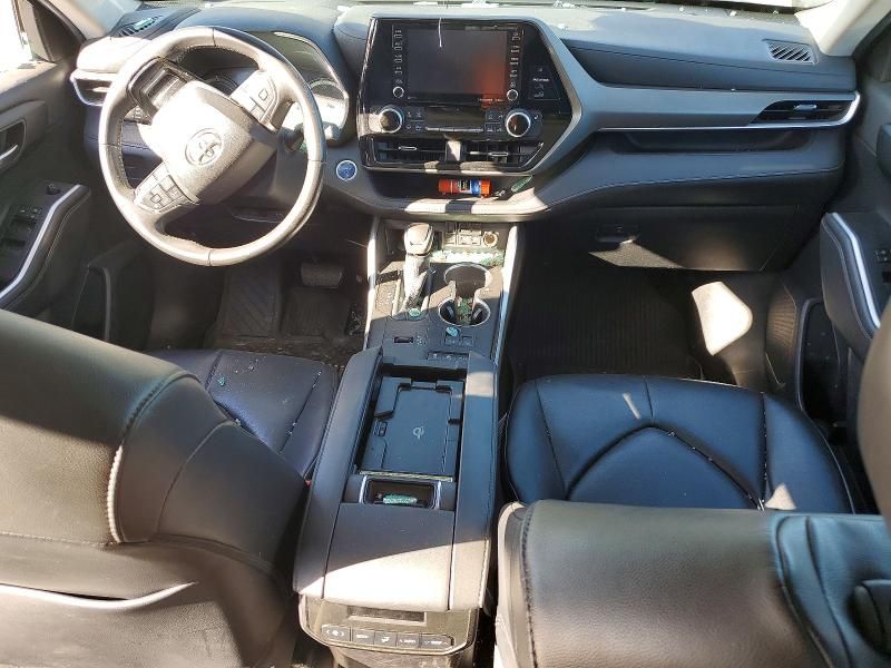 2020 Toyota Highlander Hybrid xle