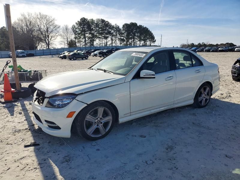 2011 Mercedes-Benz C300