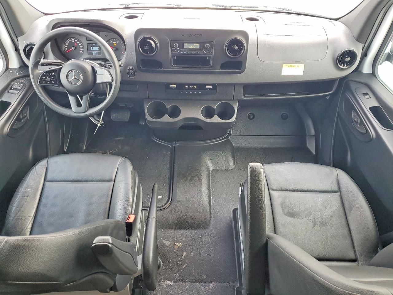 2022 Mercedes-Benz Sprinter 2500