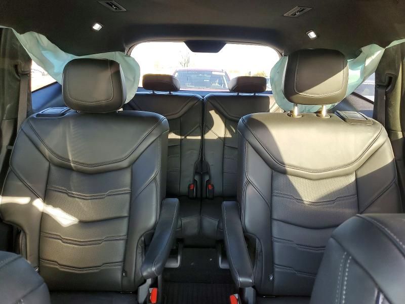 2022 Cadillac XT6 Sport Platinum