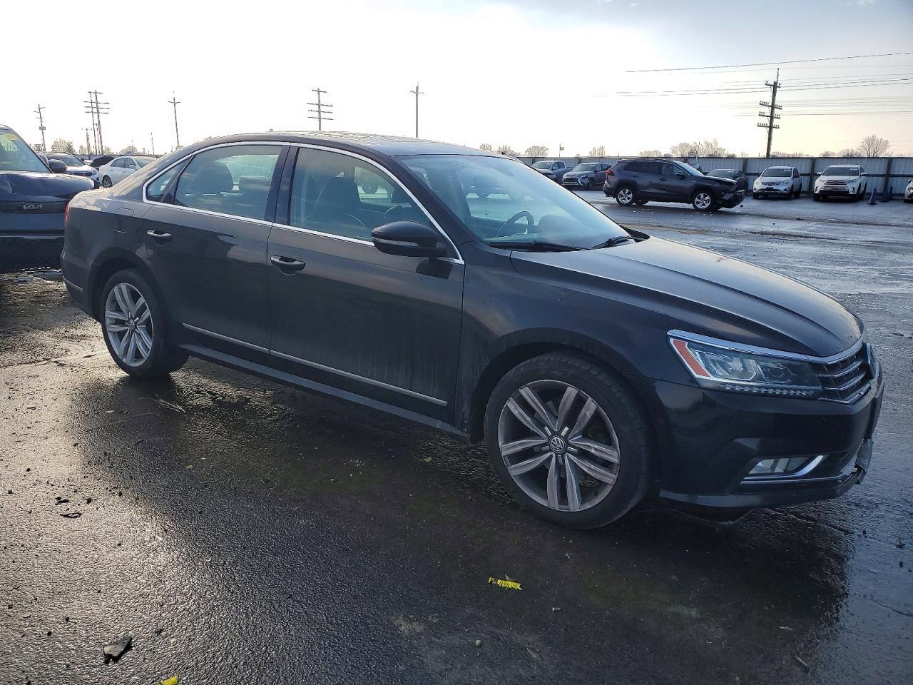 2017 Volkswagen Passat sel Premium