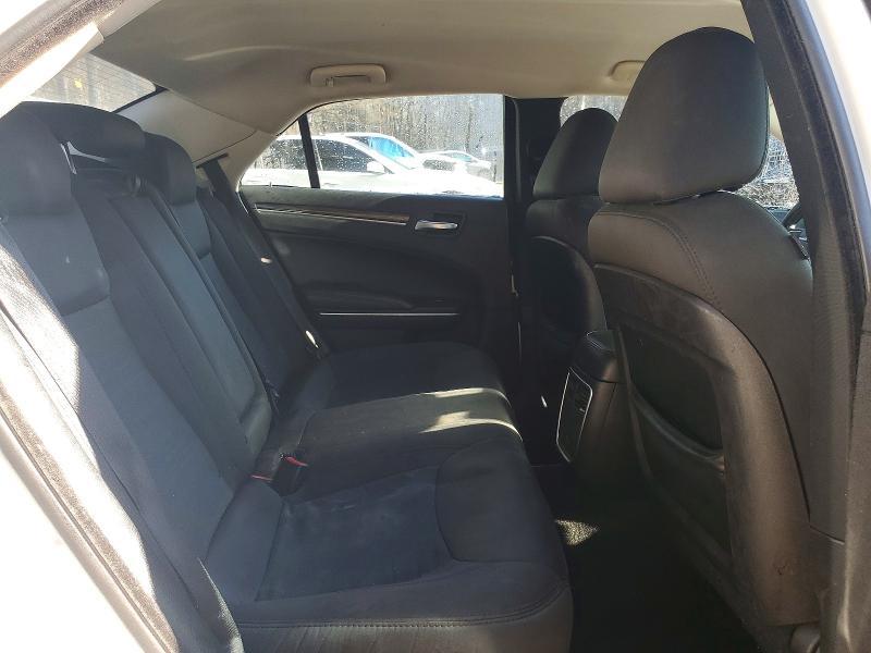 2018 Chrysler 300 Touring