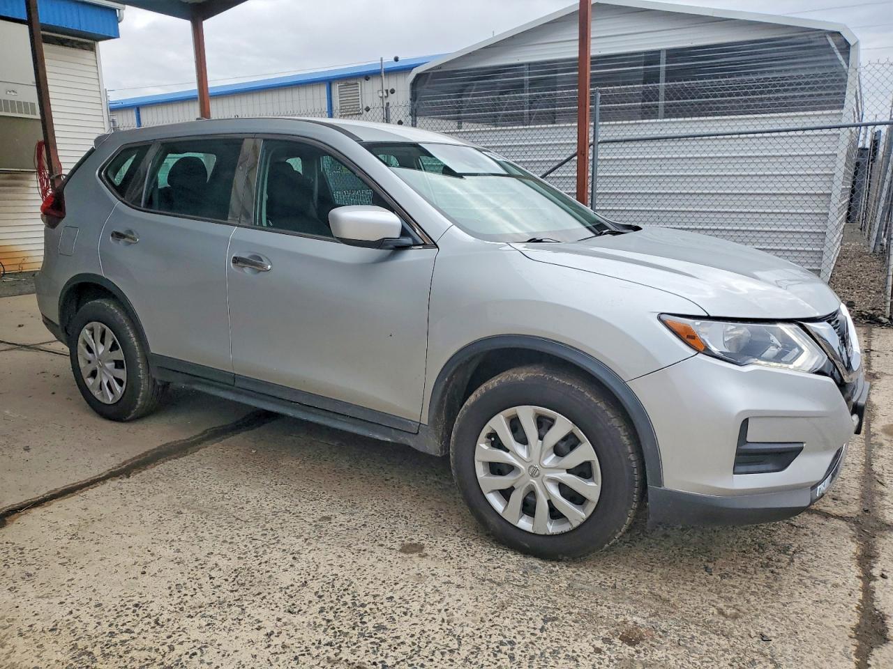 2020 Nissan Rogue s