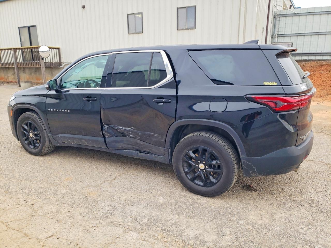 2022 Chevrolet Traverse ls