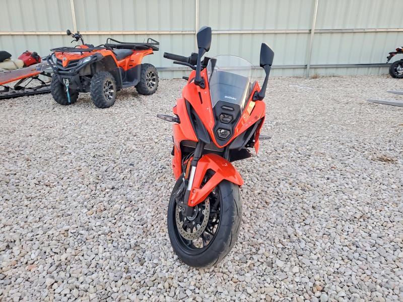 2026 Suzuki GSX800 F