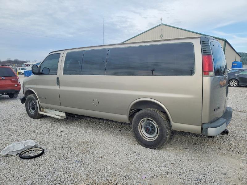 2001 GMC Savana G3500