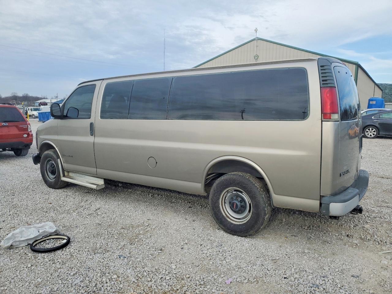 2001 GMC Savana G3500