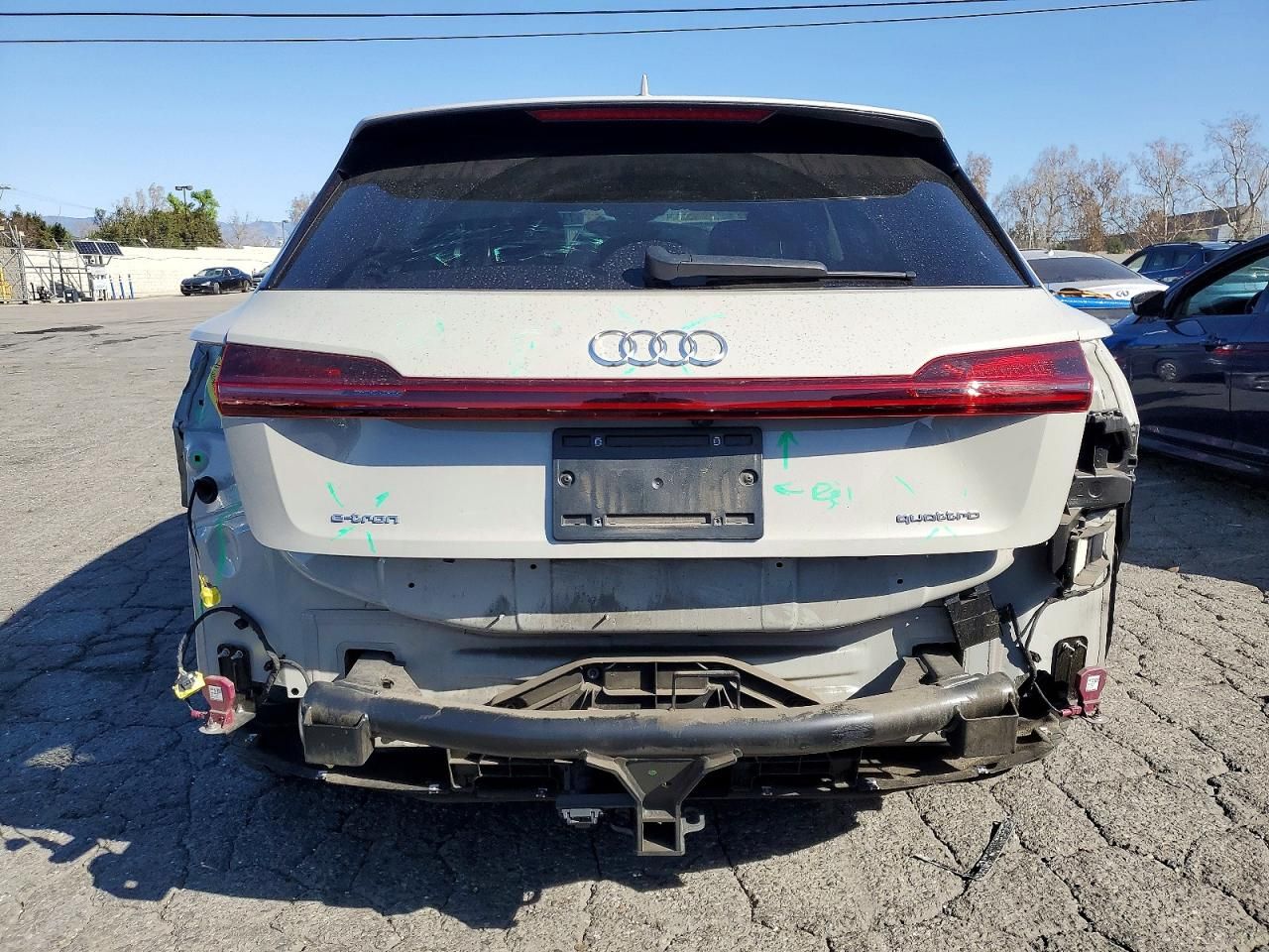 2021 Audi E-tron Premium Plus