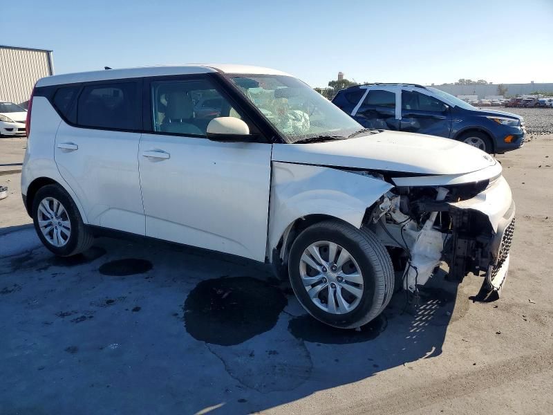2020 KIA Soul lx
