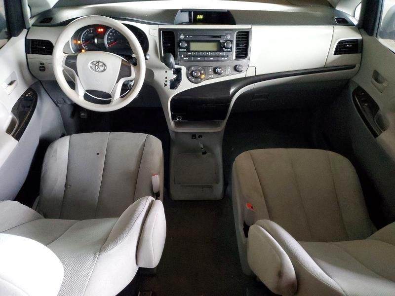 2013 Toyota Sienna