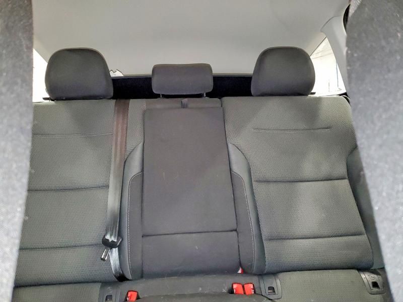 2017 Volkswagen Golf Sportwagen s