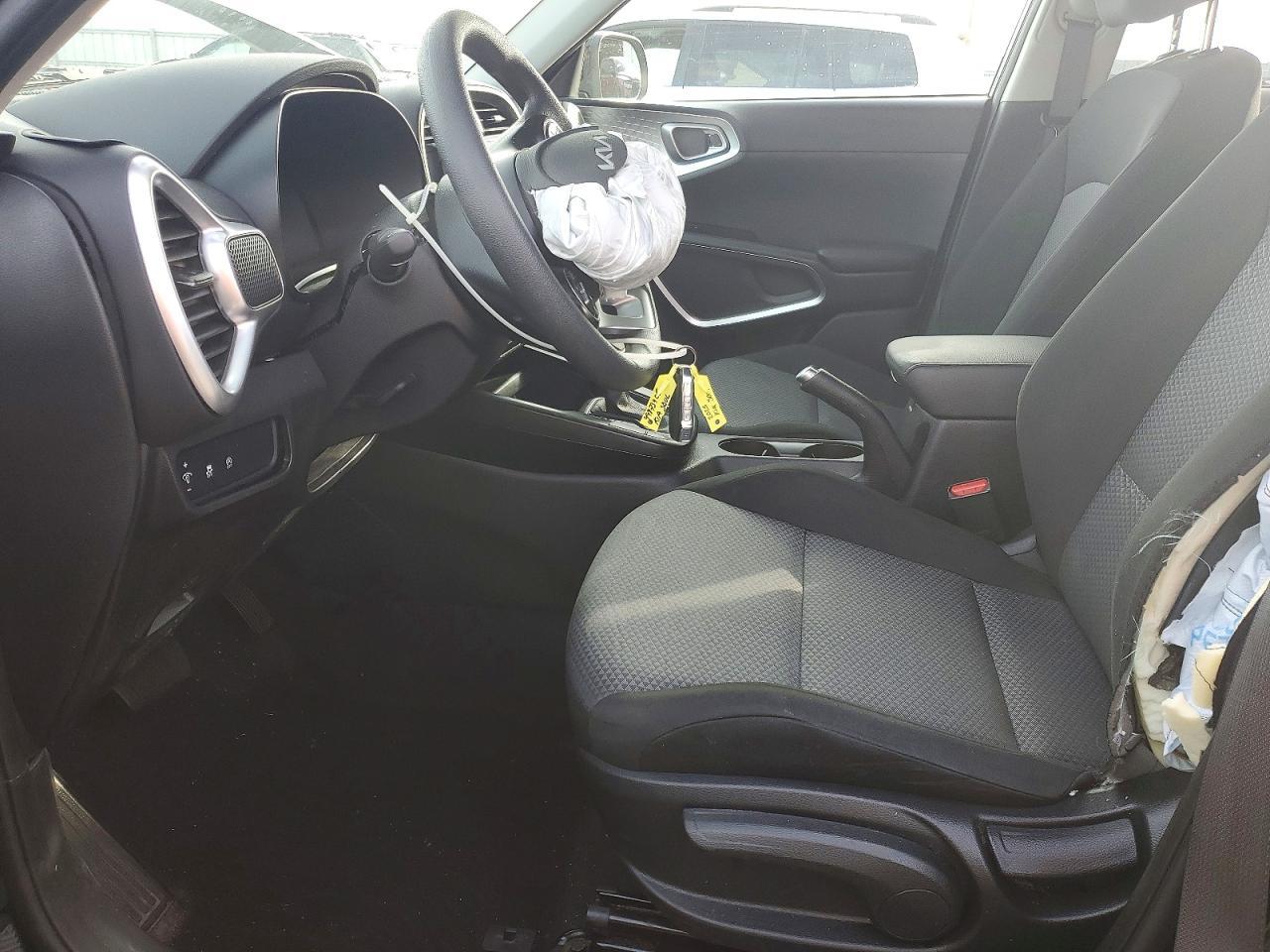 2025 KIA Soul lx