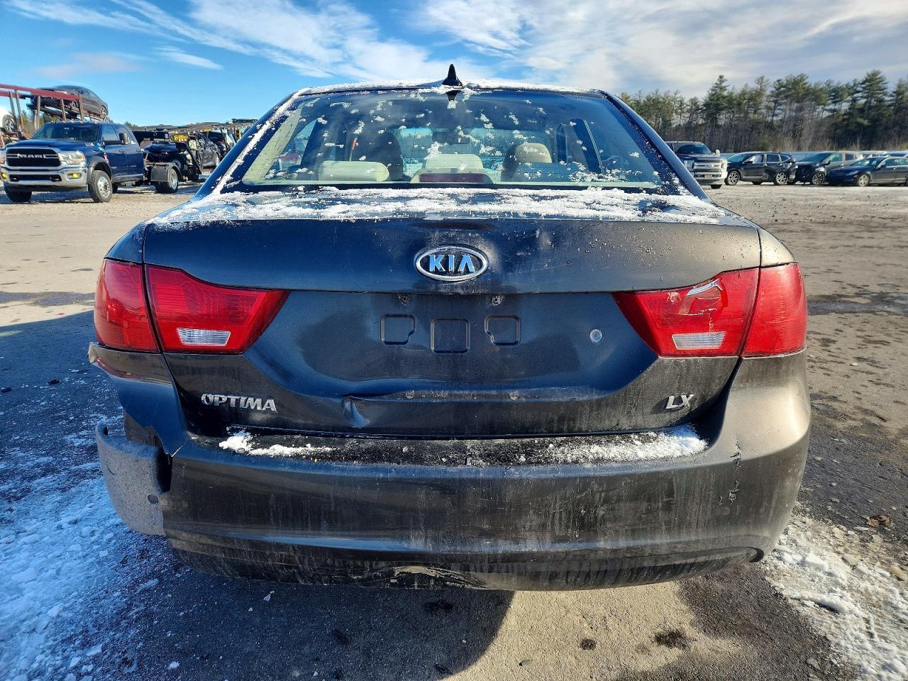 2010 KIA Optima lx