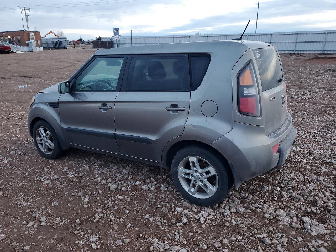 2011 KIA Soul +