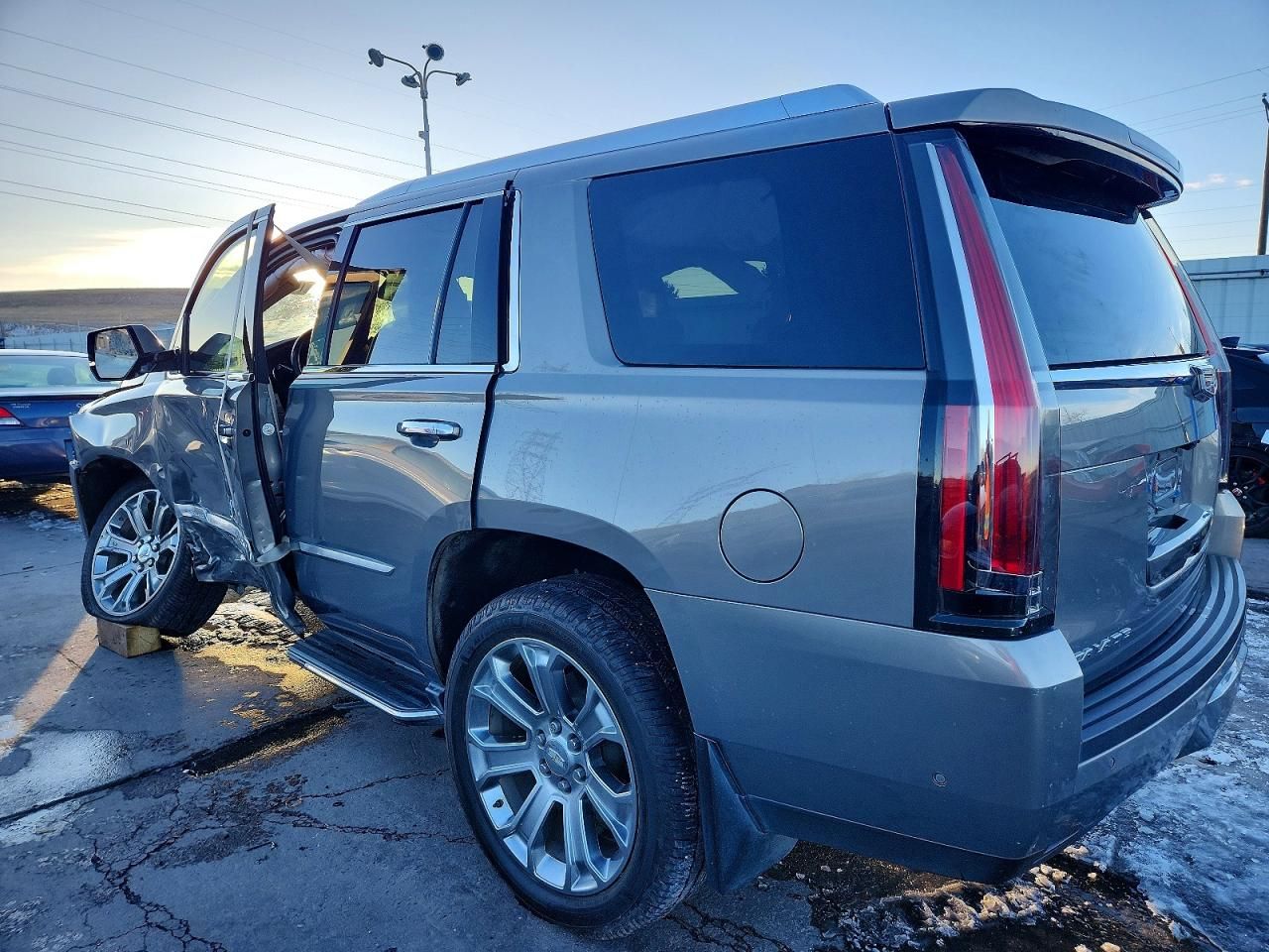 2019 Cadillac Escalade Luxury