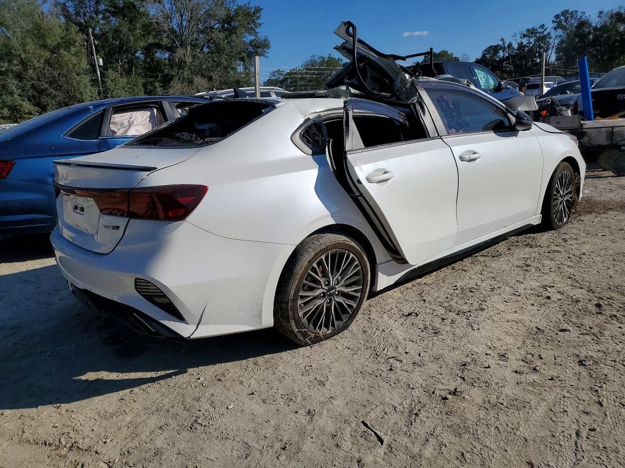 2024 KIA Forte gt Line