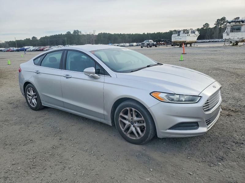 2014 Ford Fusion se