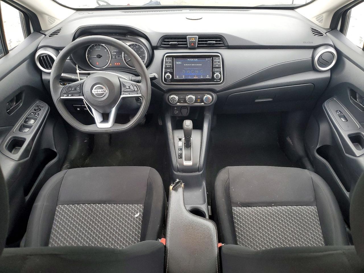 2022 Nissan Versa s