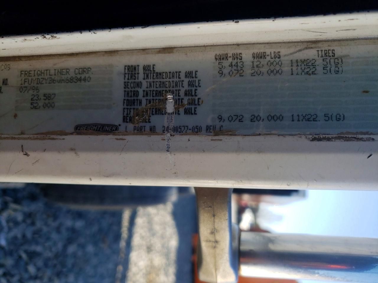 1997 Freightliner Conventional Semi Truck