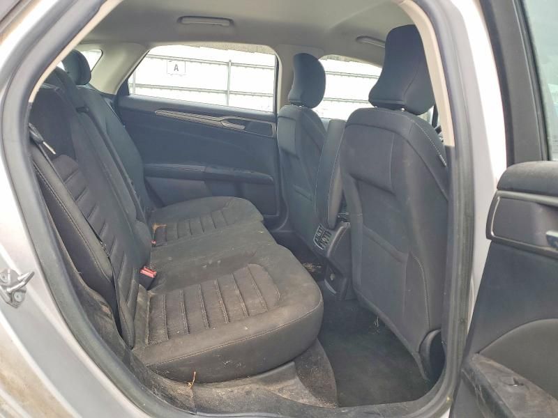 2018 Ford Fusion se Hybrid