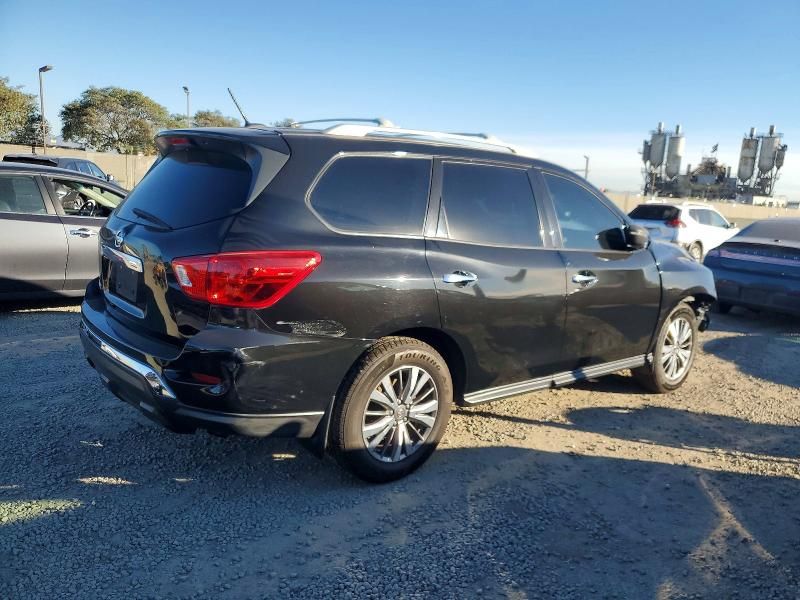 2018 Nissan Pathfinder s