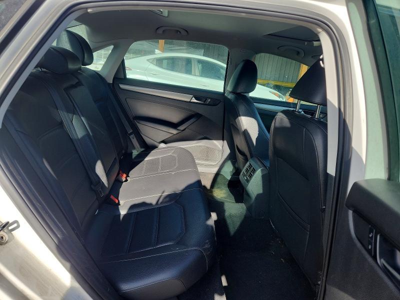 2014 Volkswagen Passat se