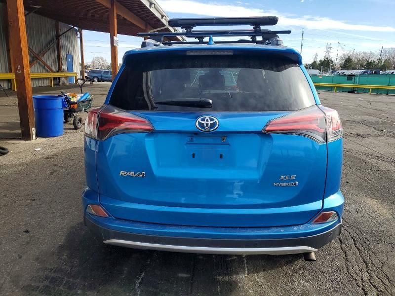 2016 Toyota Rav4 hv xle