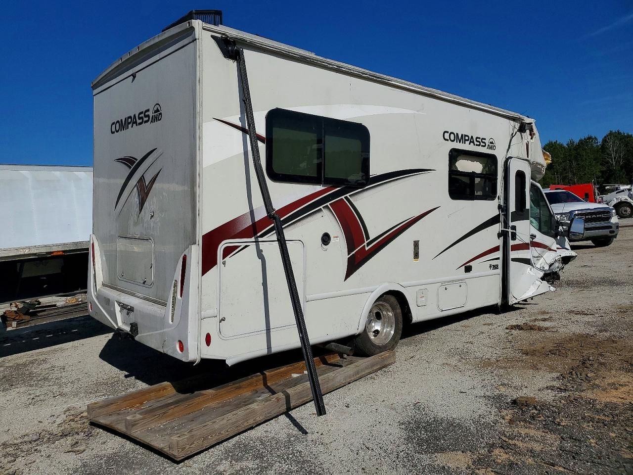 2023 Ford 2022 Ford Transit T